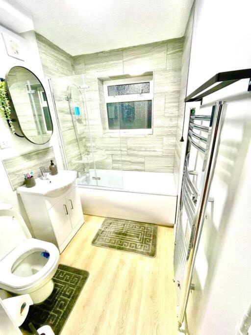 Apartamento Charter House With Good Wifi Chatham  Exterior foto