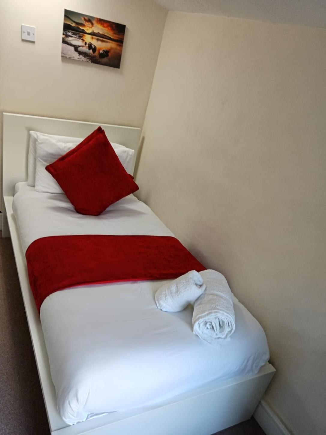 Apartamento Charter House With Good Wifi Chatham  Exterior foto
