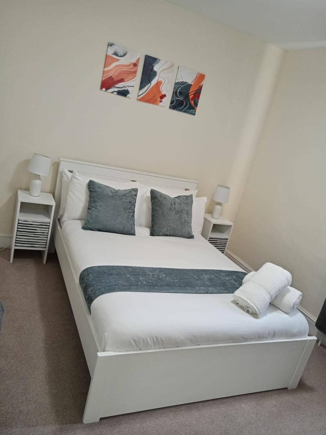 Apartamento Charter House With Good Wifi Chatham  Exterior foto